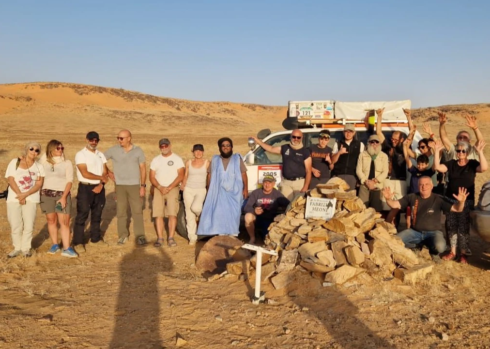 Una carovana di amici e castiglionesi al cippo Meoni in Mauritania