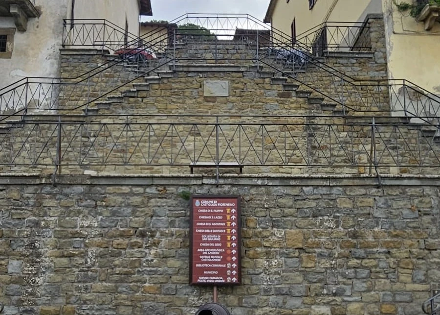 Al via i lavori di recupero e restauro funzionale del percorso pedonale denominato “le scalette” tra Via Dante e Via Trieste