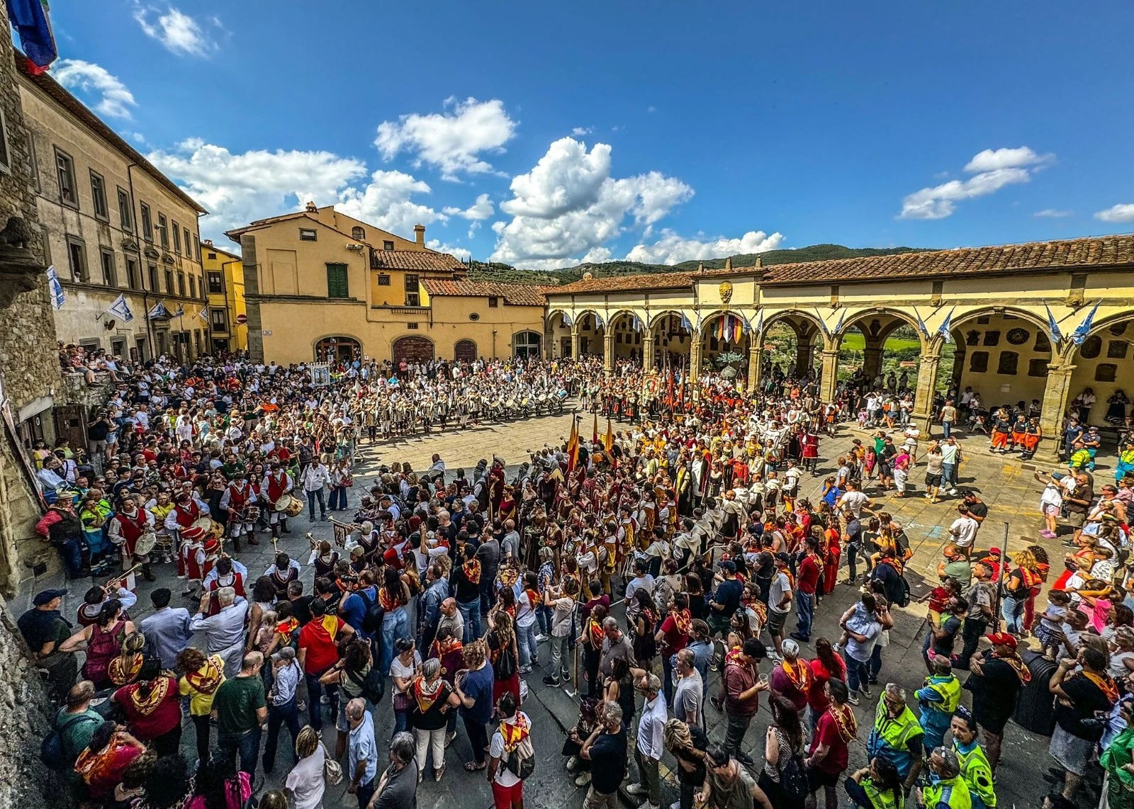 Ecco l'esercito dell'ente Palio Città di Castiglion Fiorentino