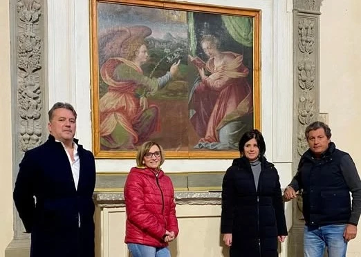 Torna al suo posto in Sant'Angelo al Cassero dopo l'intervento della restauratrice Paola Cardinali, il dipinto su tela della seconda metà del XVI secolo raffigurante l'Annunciazione.